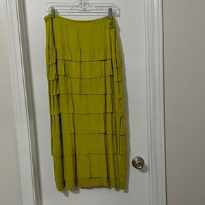 Green Skirt w Ruffles Size XL